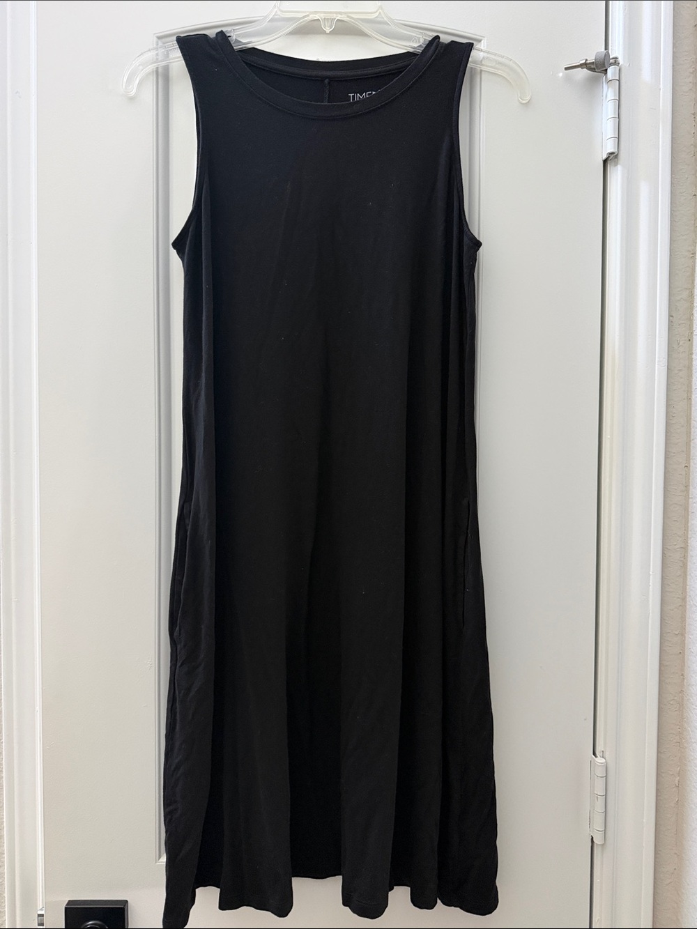 Black Sleeveless Dress